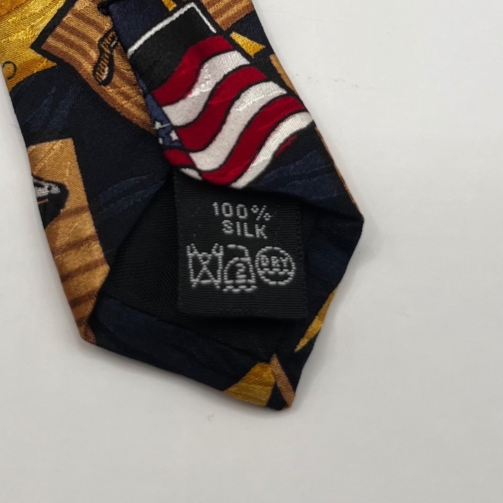 Wall Street Creations Ltd‎ Bull Flag Silk Tie Mens Necktie Business Investment - Picture 4 of 5